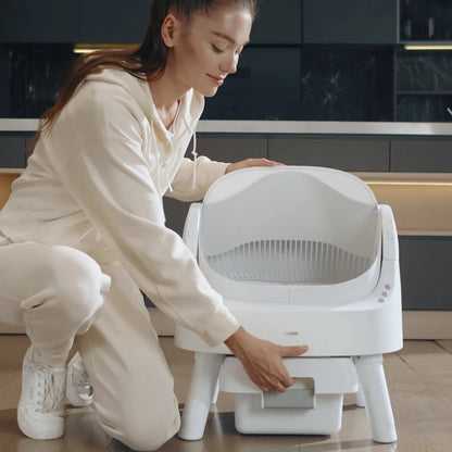 Smart Self-Cleaning Cat Litter Box